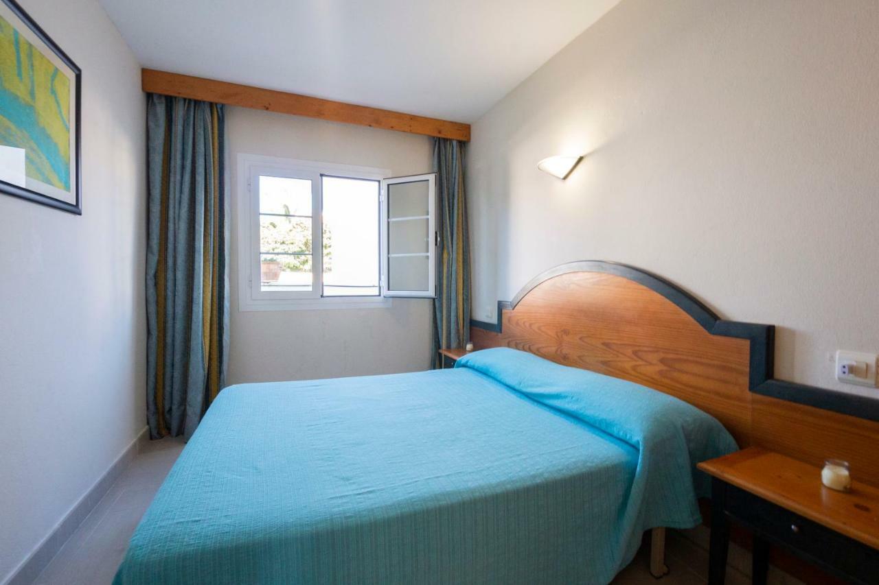 Apartamento En Cala'N Bosch - Cap D'Artrutx Apartment ภายนอก รูปภาพ